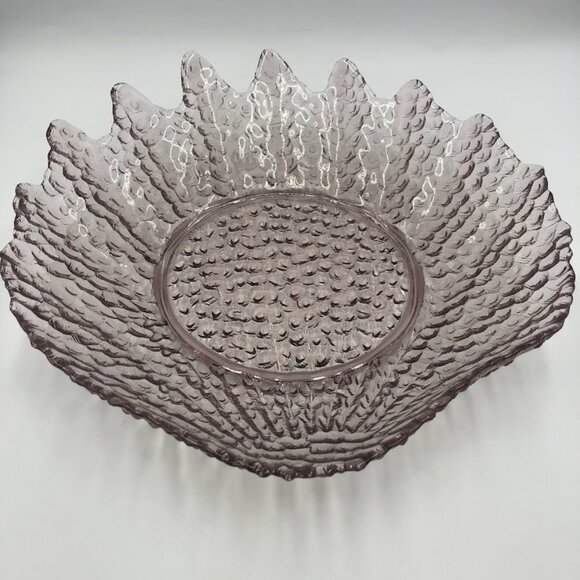 Pink Shell Shaped Appetizer Snack Bowls Set of 7 Scallop Edges 1 Big 6 Small - Picture 8 of 16